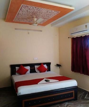 Sunshine Castle- Gachibowli Apartment Хидерабад Екстериор снимка